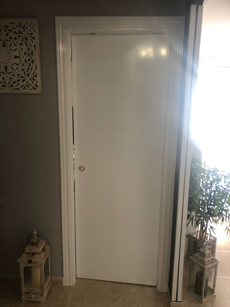 foto de puerta interior acabada